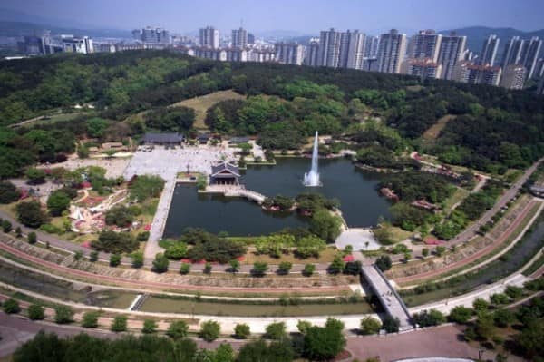 공원과-성남시 분당구 수내동 중앙공원.jpg