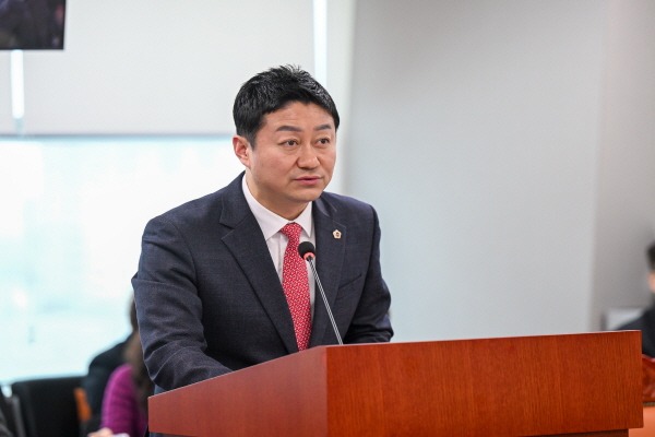 240229 김진경 의원, 경기도 여성폭력 통합지원체계 기반 마련 (1).jpg