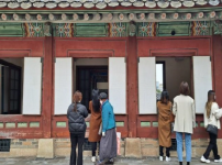 세계유산 창덕궁 주요 전각, 봄바람 쐬러 창호 ‘활짝’.png